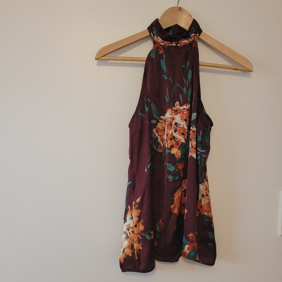 ESPRIT BEAUTIFUL FLORAL PRINT HIGH NECK HALTER TOP - Picture 4 of 8